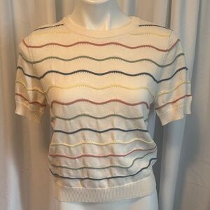 Wave Pattern Short Sleeve Knit Top